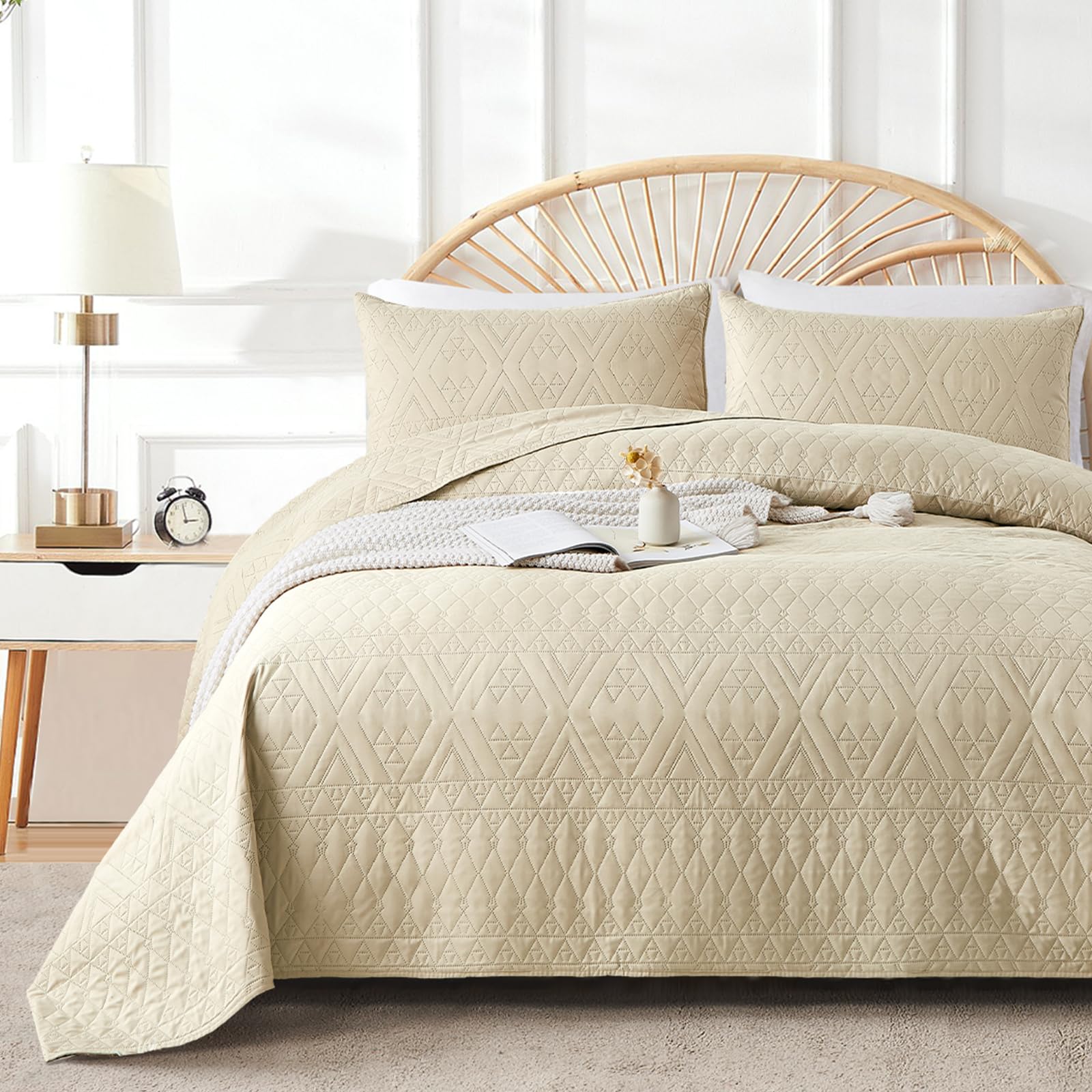 Akkialla Full/Queen Size Quilt Bedding Set,Beige Lightweight Microfiber Soft Bedspread,Modern Style Geoetric Pattern Coverlet Se